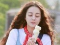 娱乐吃瓜背景女星是谁呀